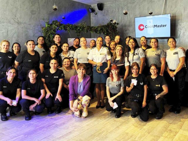 En el mes de la mujer, Cook Master agasajó a sus colaboradoras y reivindicó la importancia de la igualdad de género en los espacios de trabajo